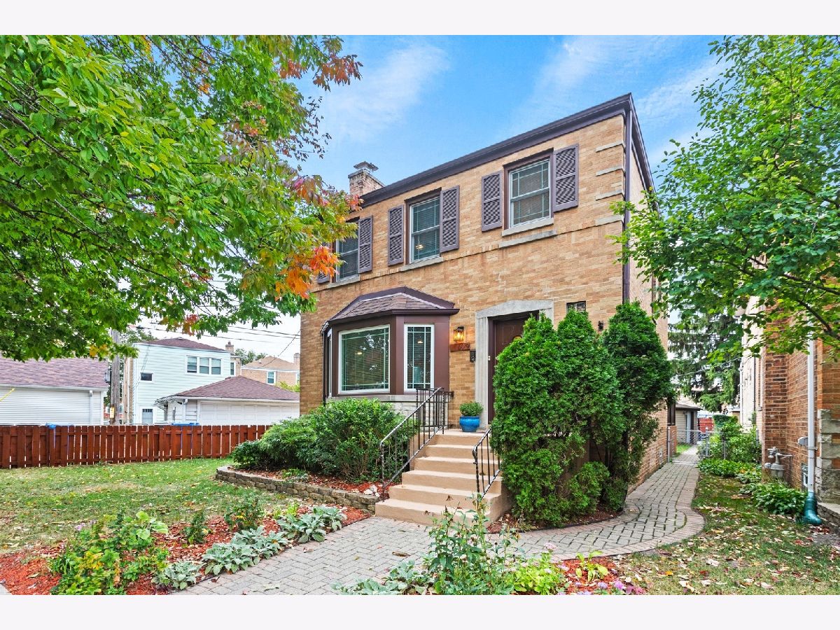 Homes Sold South Edgebrook Chicago Illinois, 6019 Miami