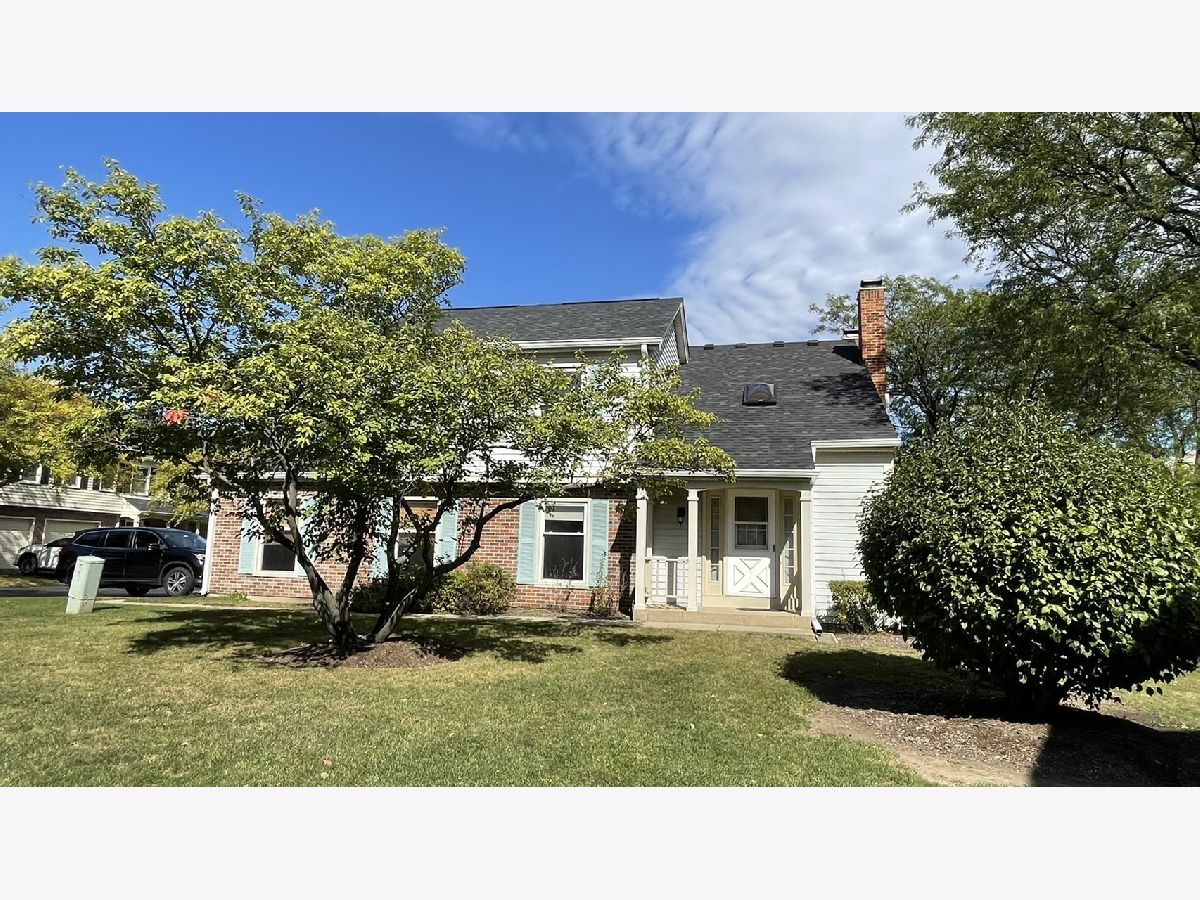 Townhomes Rented College Crossing Rolling Meadows Illinois, 402 College Crossing