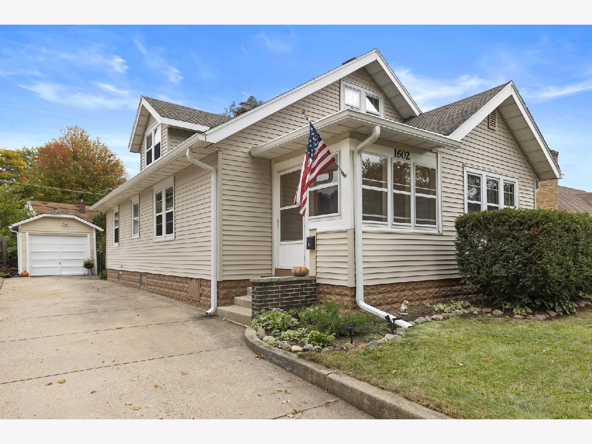 Homes & Condominiums Sold Rolling Green Rockford Illinois, 1602 24th