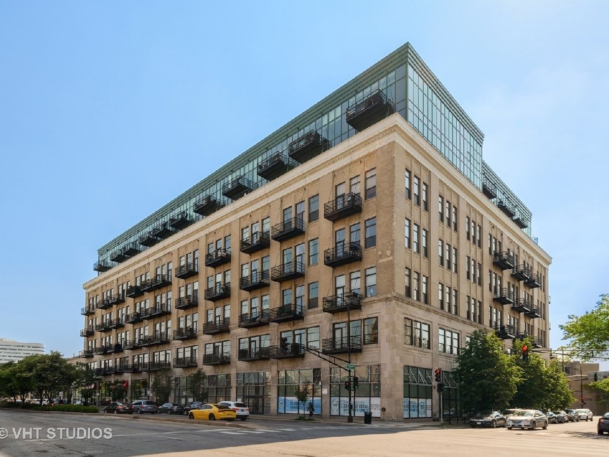 Condominiums Sold Paramount Lofts Chicago Illinois, 1645 Ogden