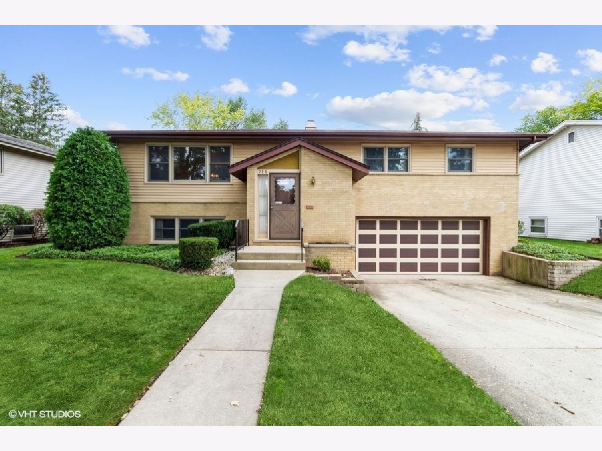 Homes Sold Blackhawk Elgin Illinois, 918 Seminole