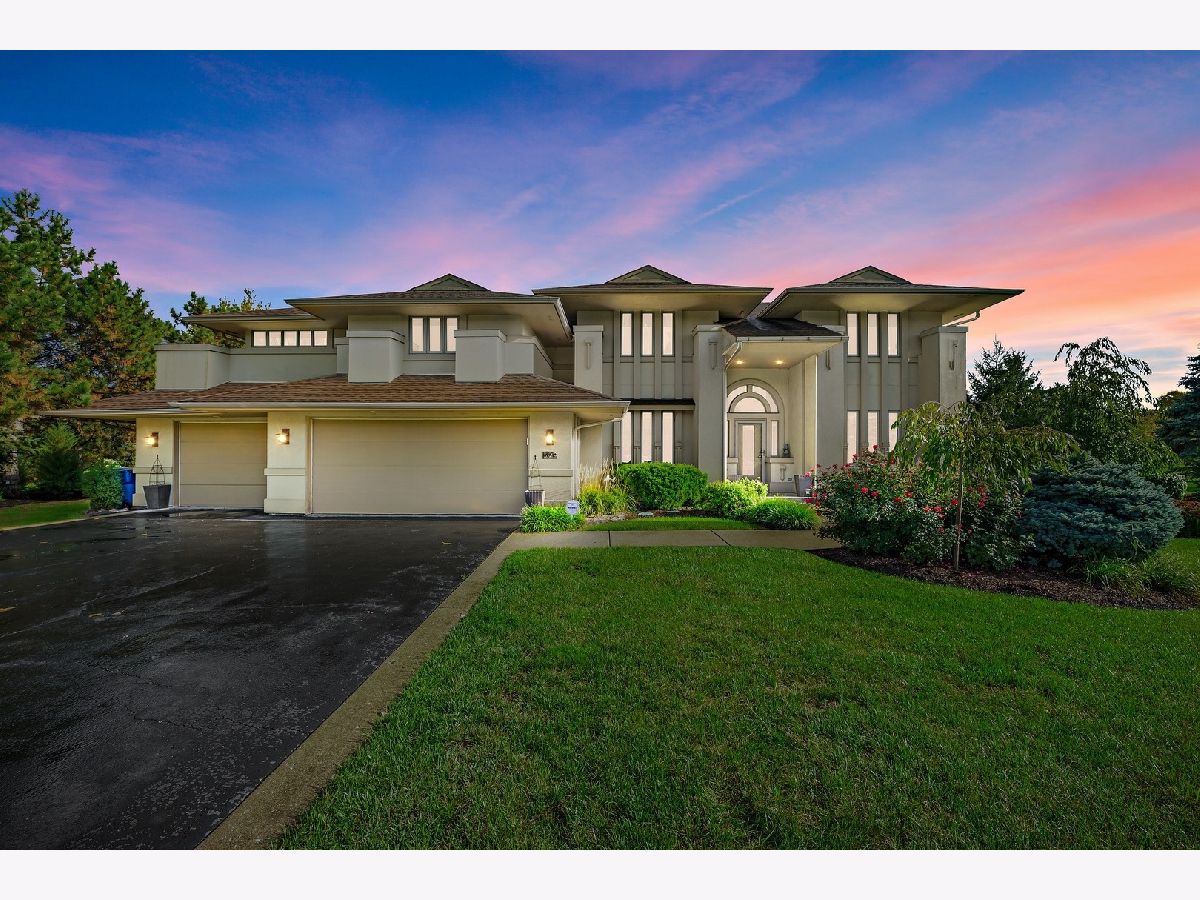 Homes Sold Sherwood Oaks Elgin Illinois, 320 Greenfeather