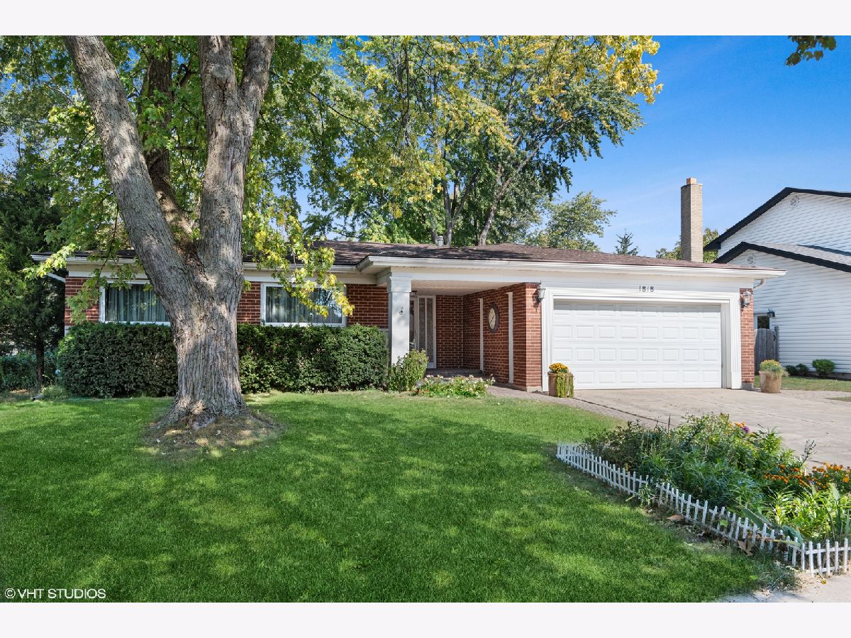 Homes Sold Coachlight Manor Mount Prospect Illinois, 1818 Tano