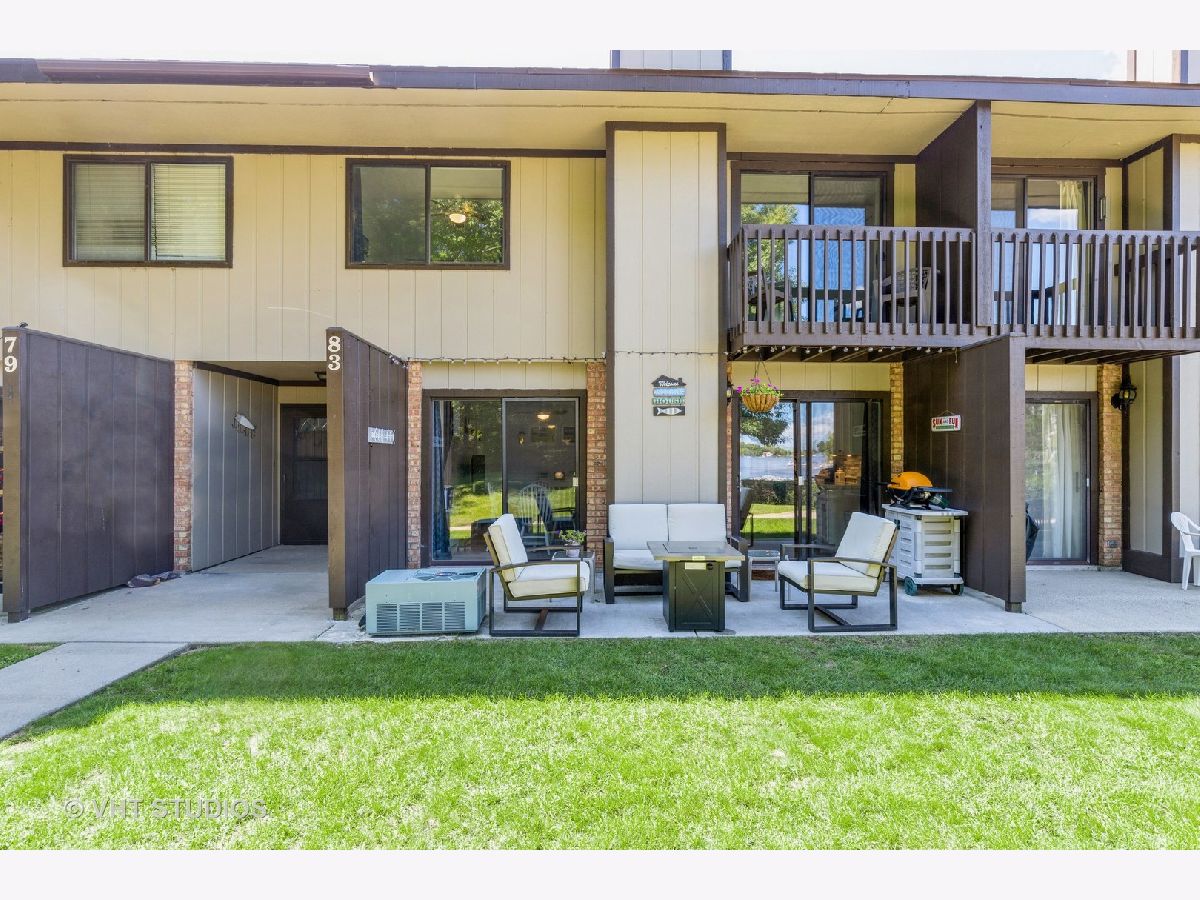 Townhomes Sold Woodhills Bay Colony Ii Fox Lake Illinois, 83 Woodhills Bay