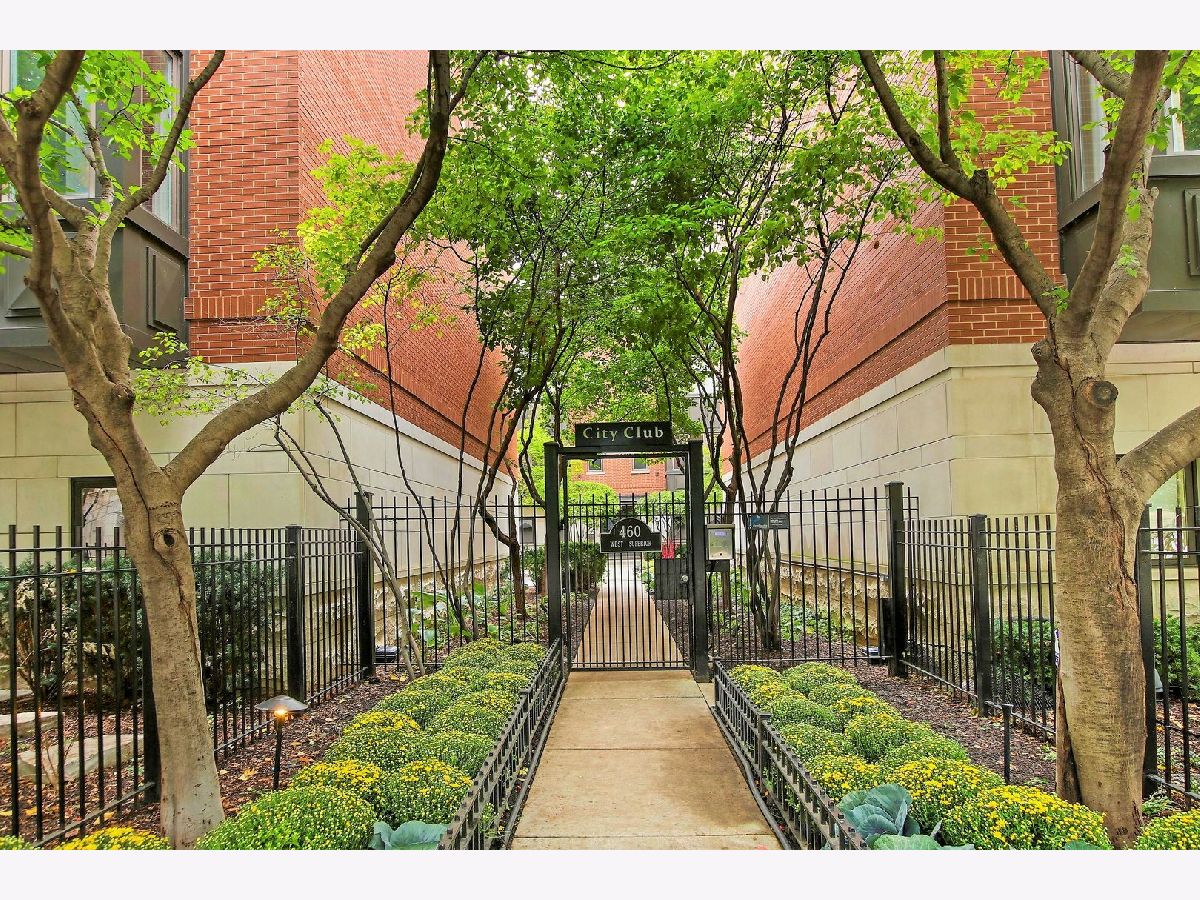 Townhomes & Homes Sold City Club Chicago Illinois, 460 Superior