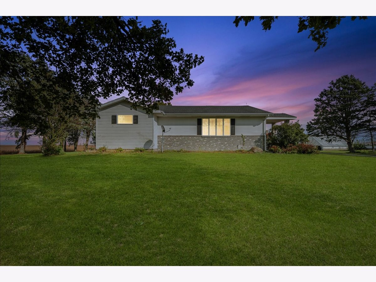  Sold Bellflower Illinois, 5723 3850 East