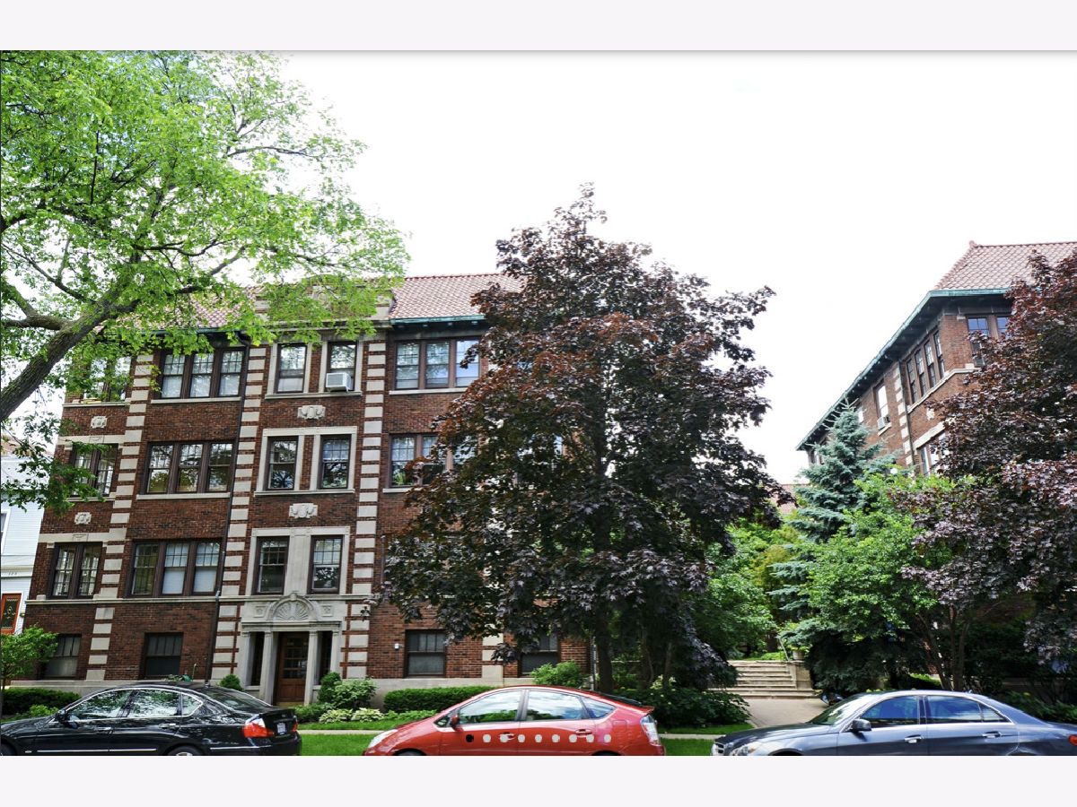 Condominiums Rented Fountain Court Evanston Illinois, 842 Hinman