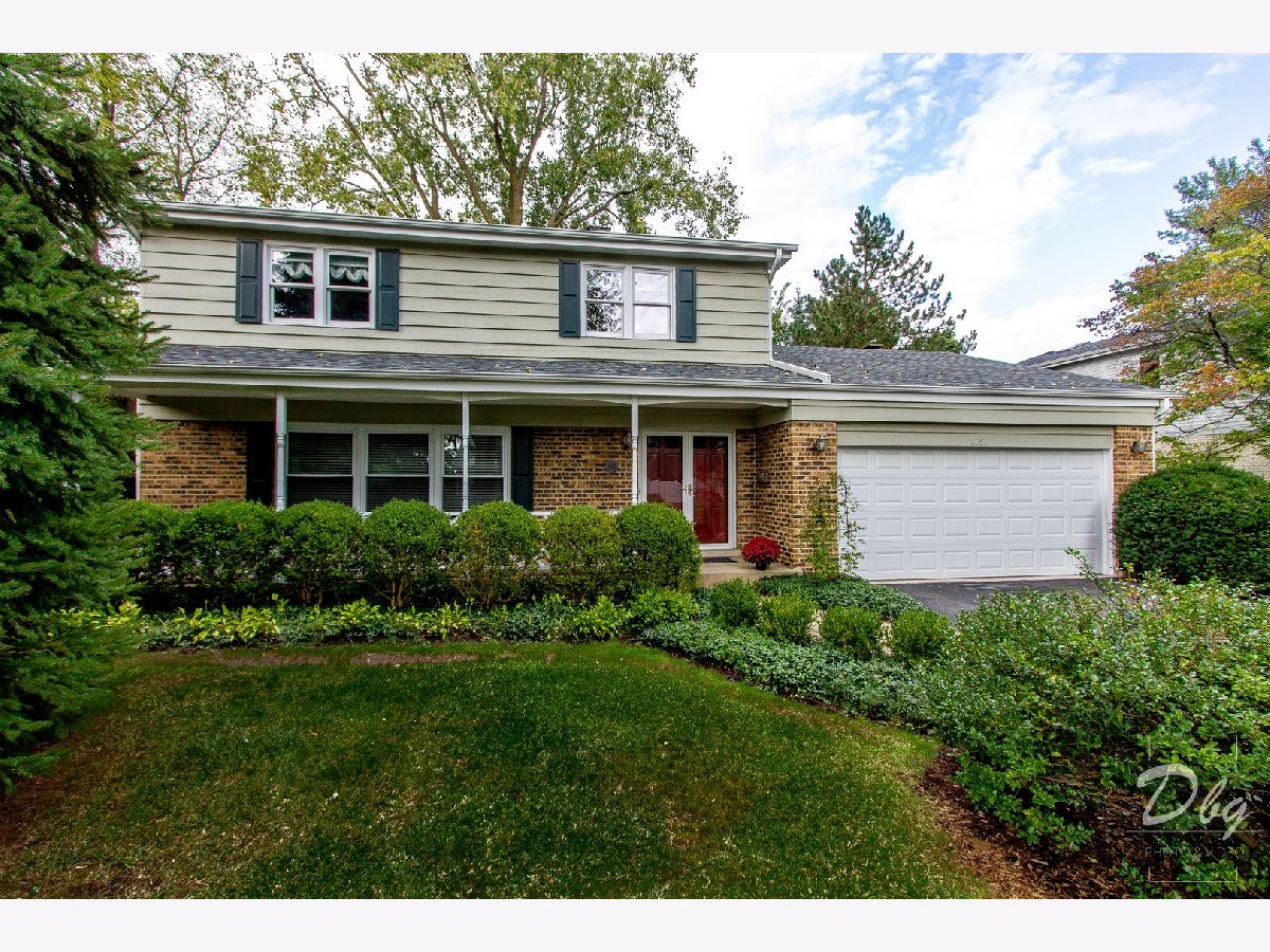 Homes Sold Butterfield Estates Libertyville Illinois, 1132 Crestfield