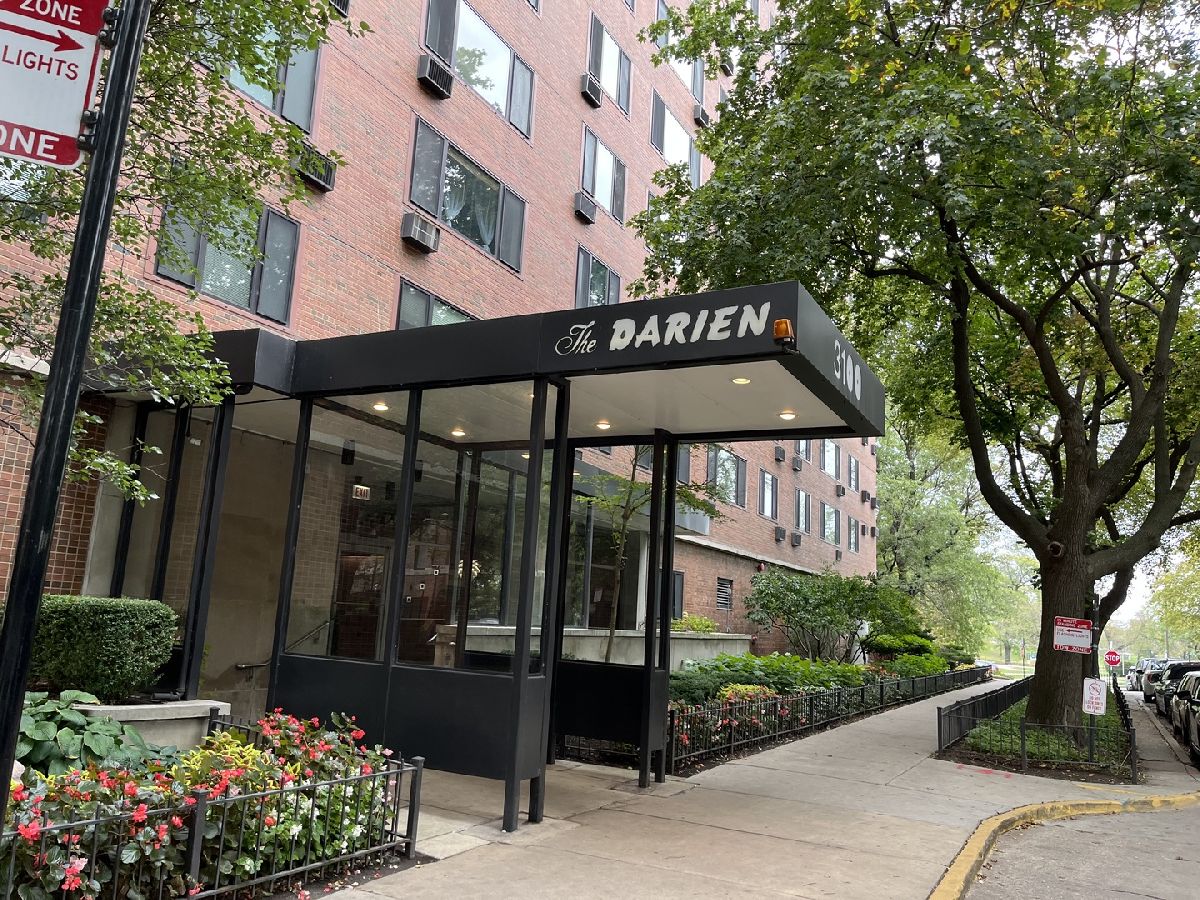 Condominiums Rented Darien Condominium Chicago Illinois, 3100 Lake Shore