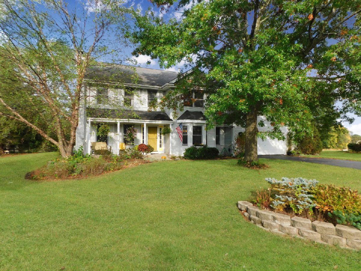 Homes Sold Pinecroft Rockton Illinois, 1561 Old Meadow