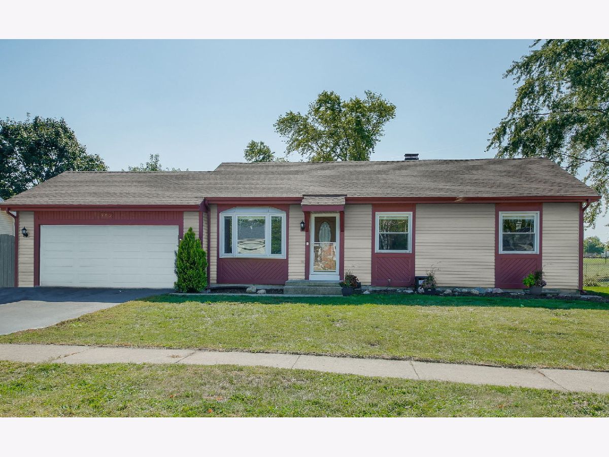 Homes Sold Twin Lakes Bartlett Illinois, 909 Island