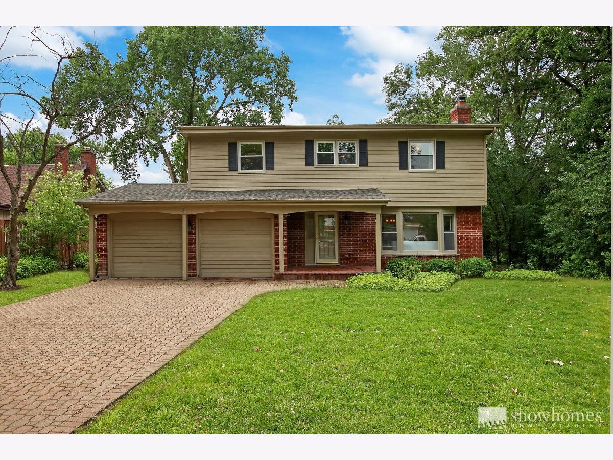 Homes Rented H.o. Stone Lake Forest Illinois, 11 Linden