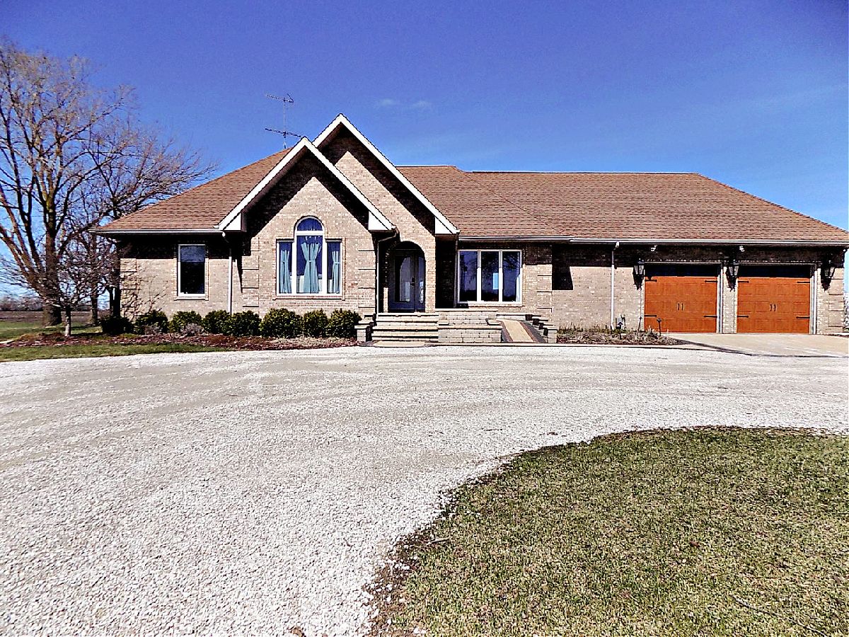  Sold Blackstone Illinois, 10739 3200 North