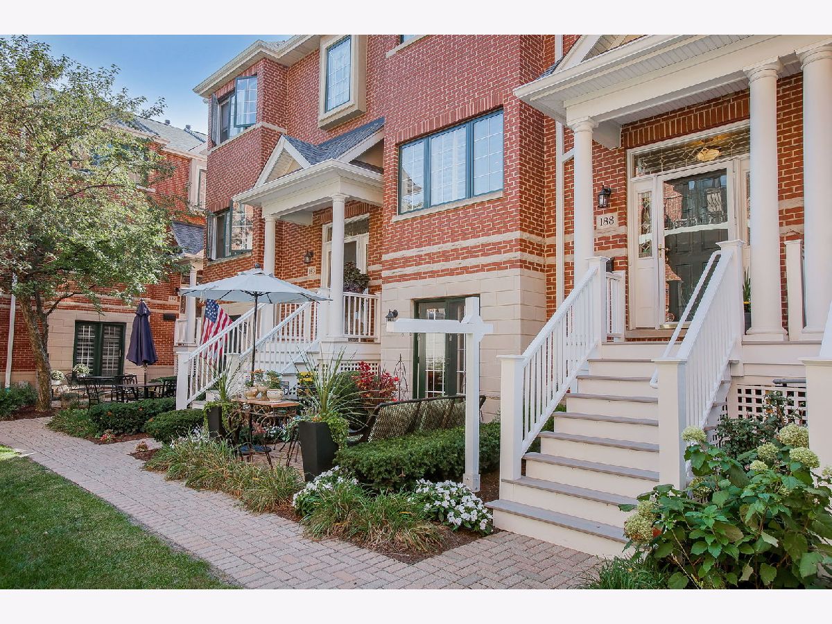 Townhomes & Condos Sold Market Square Elmhurst Illinois, 188 Addison