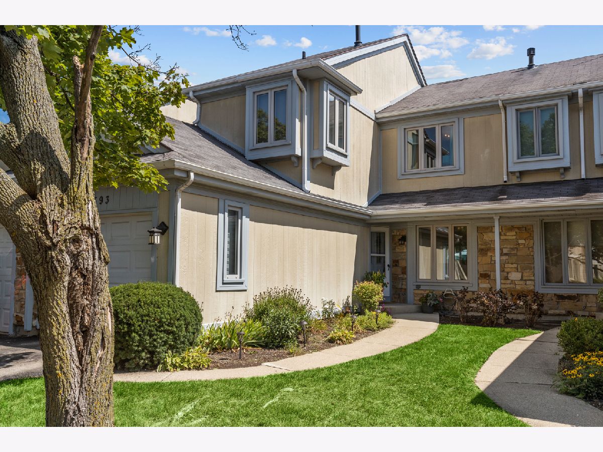 Townhomes Sold Park East Deerfield Illinois, 393 Catbird