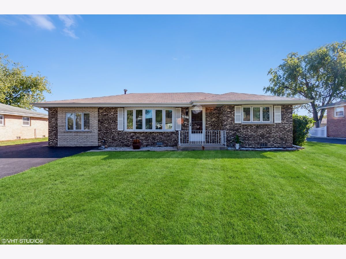 Homes Sold Barletts Burbank Illinois, 8017 Nottingham
