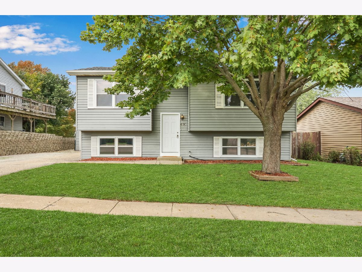 Homes & Condos & Townhomes Sold Lorelei Acres Zion Illinois, 4110 Douglas
