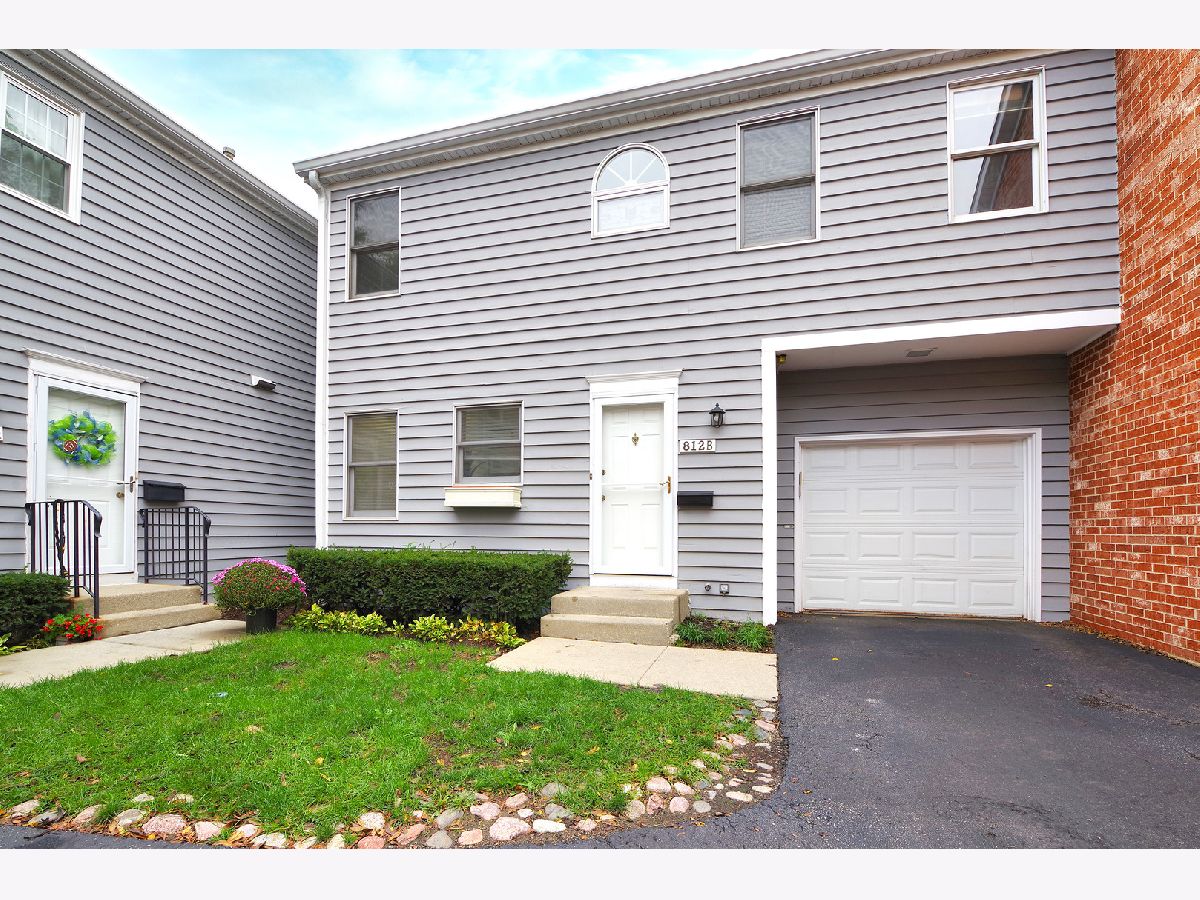Townhomes Sold Chestnut Station Deerfield Illinois, 812 Chestnut