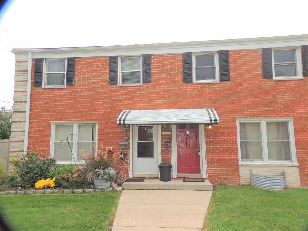 Townhomes Sold Colonial Hill Wheeling Illinois, 813 Mchenry