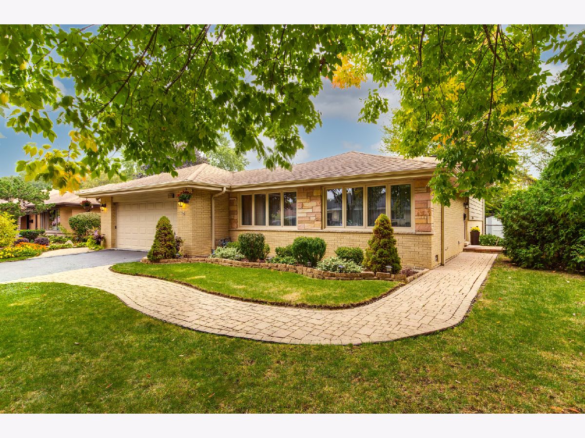 Homes Sold Golfhurst Mount Prospect Illinois, 911 Edward