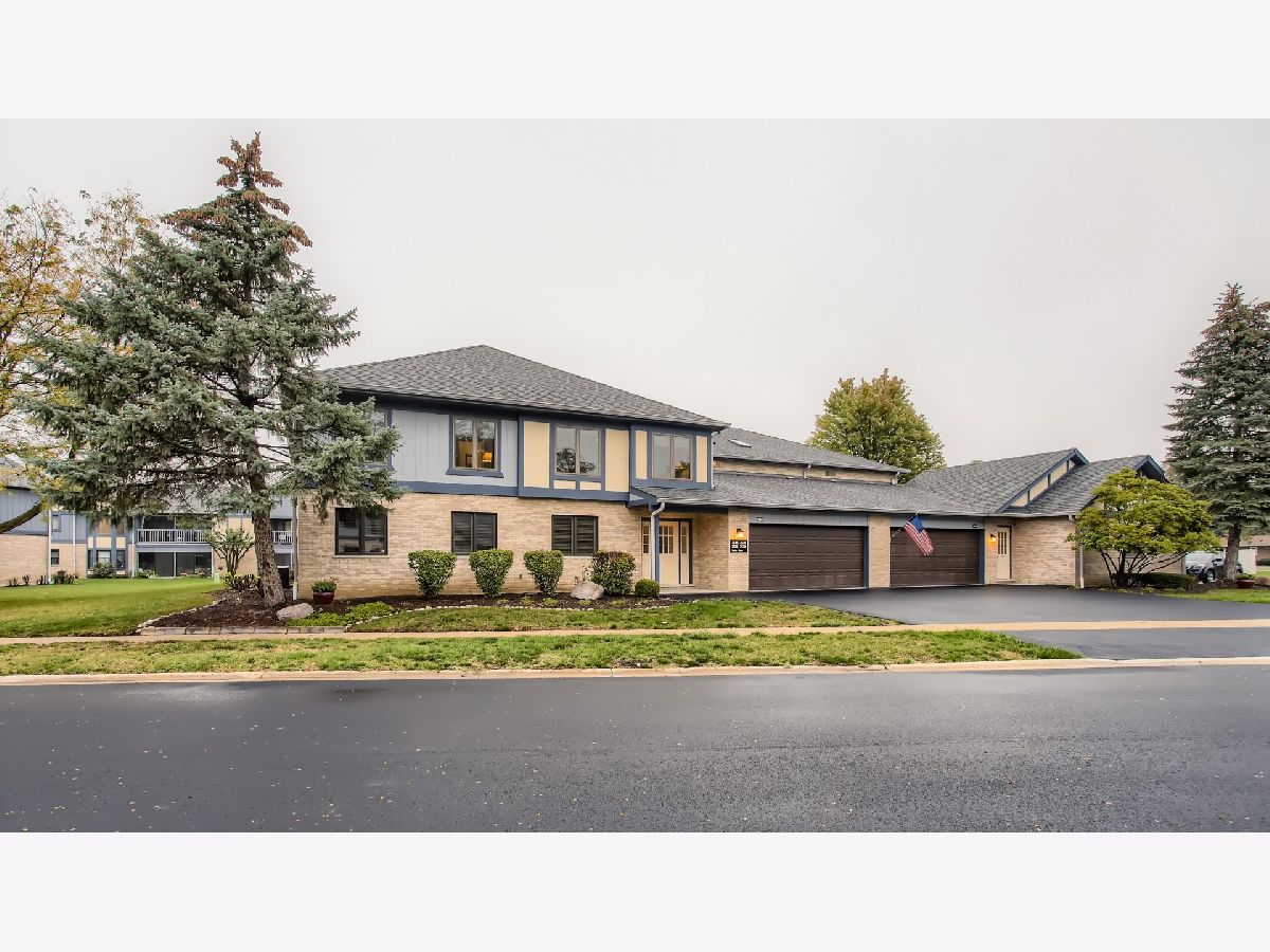 Condominiums Sold Chase Lake Joliet Illinois, 2528 Harbor