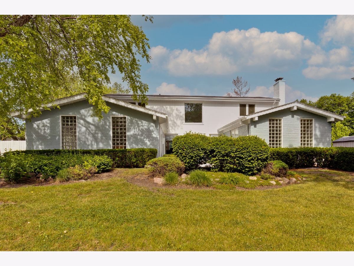 Homes Sold Stonehedge Northbrook Illinois, 2560 The Strand