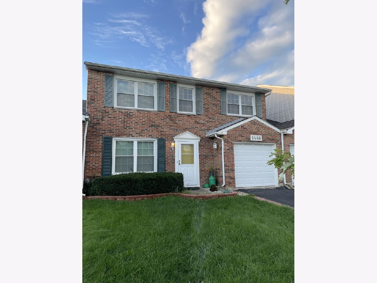 Townhomes & Homes Rented Spring Valley Carol Stream Illinois, 1446 Harvard
