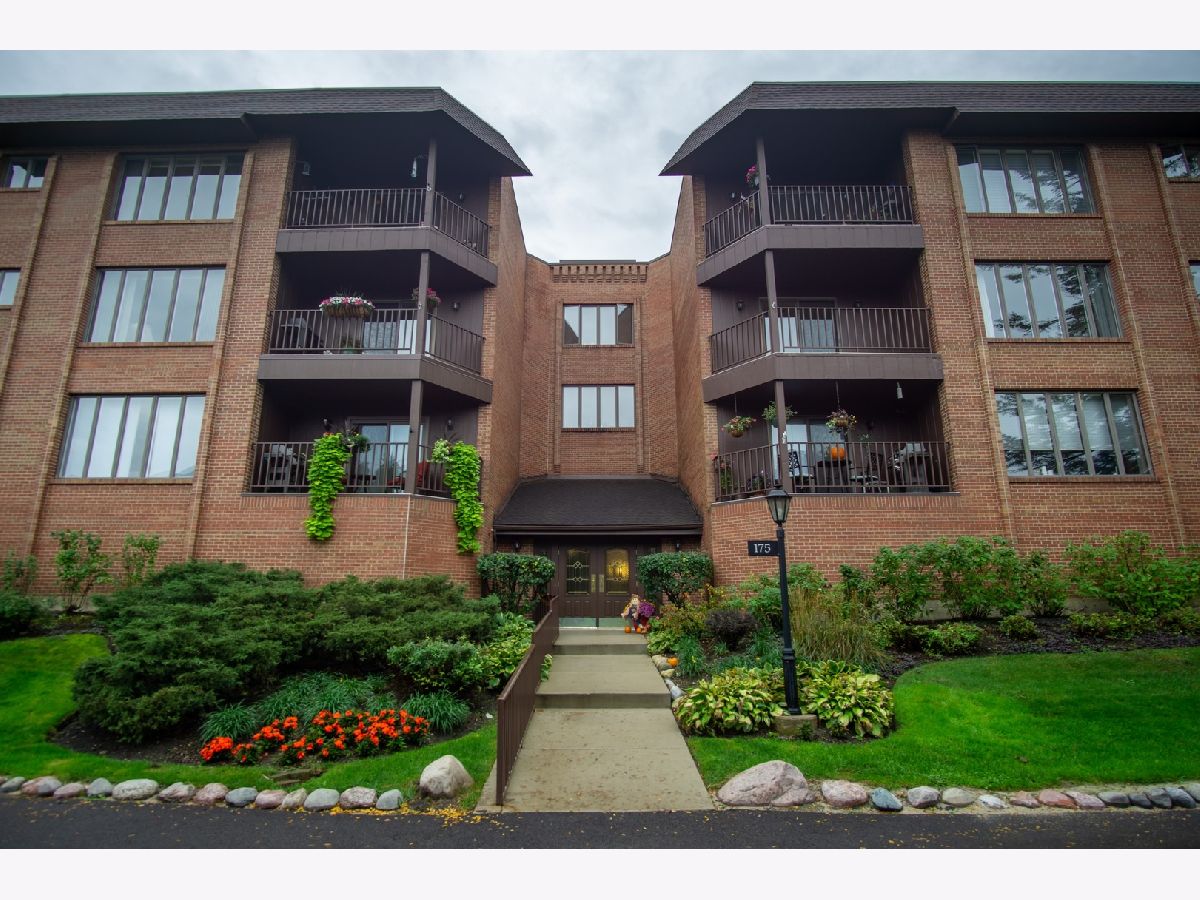 Condos & Townhomes Rented Boardwalk Park Ridge Illinois, 175 Boardwalk