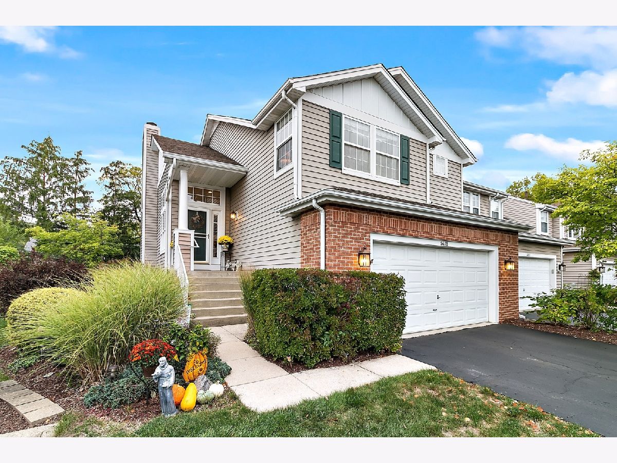 Townhomes Sold Nantucket Willowbrook Illinois, 6618 Weather Hill