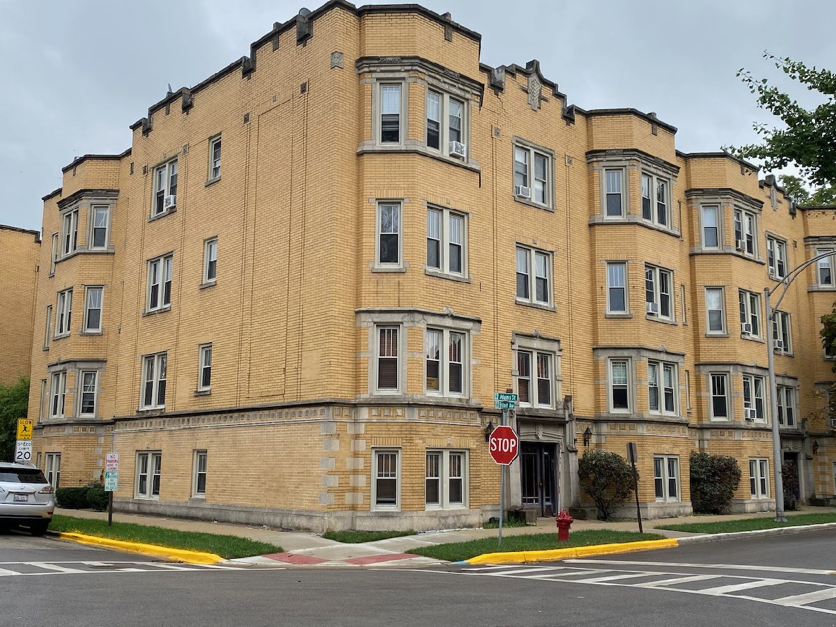 Condominiums Rented Morgan Court Forest Park Illinois, 500 Beloit