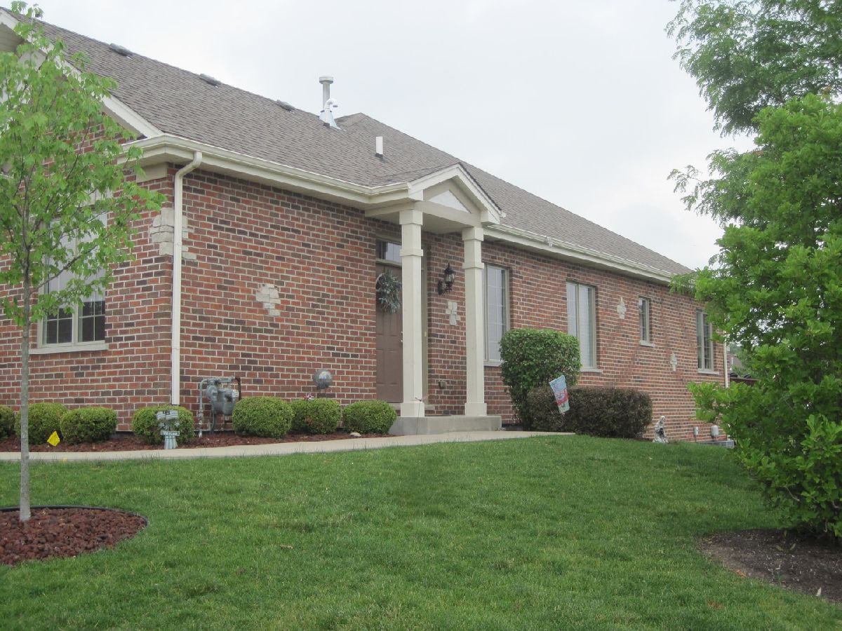 Townhomes & Homes Sold Whisper Creek Mokena Illinois, 19202 Whisper Creek