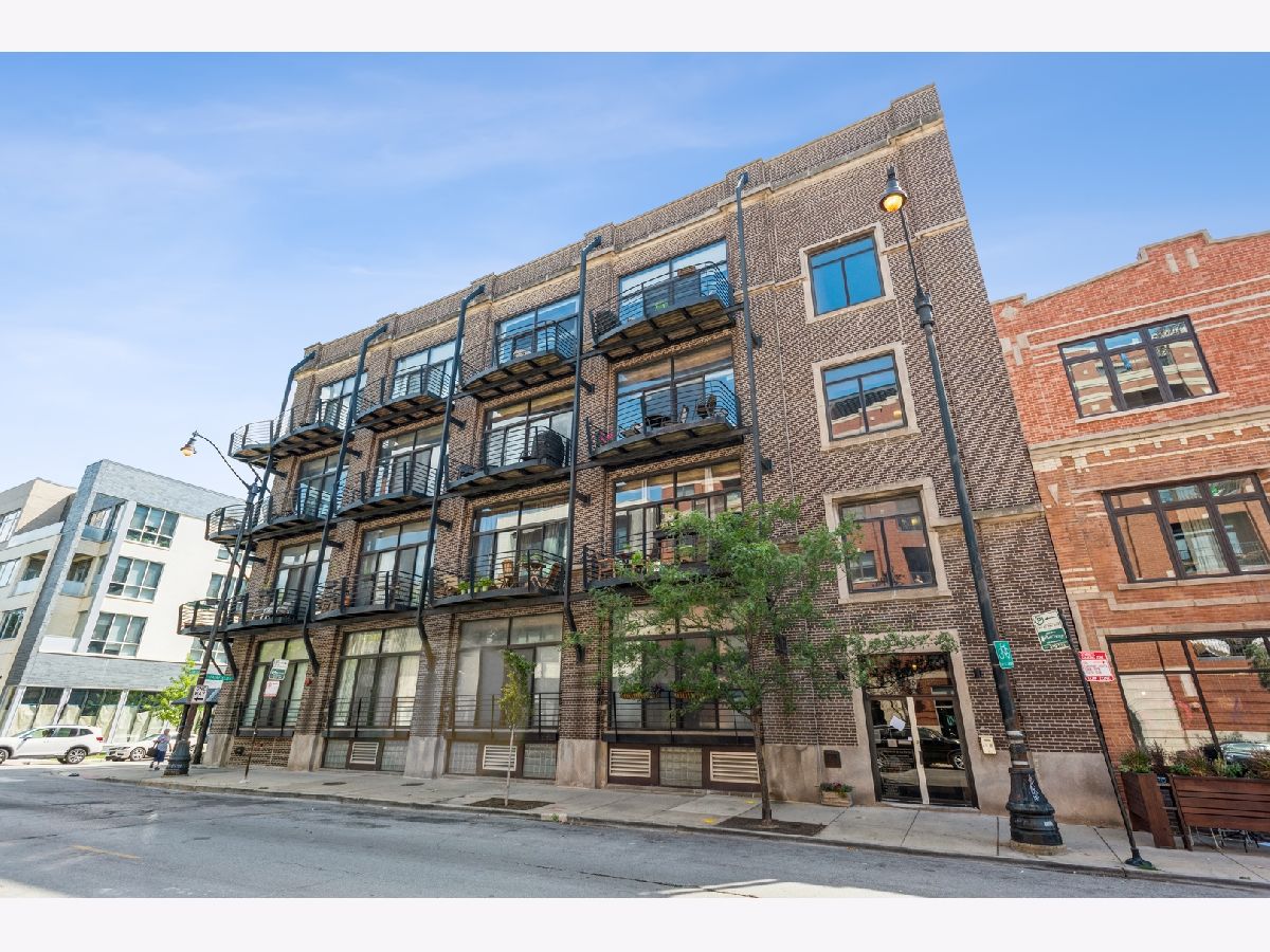 Condos & Townhomes Sold Artist Village Lofts Chicago Illinois, 2735 Armitage