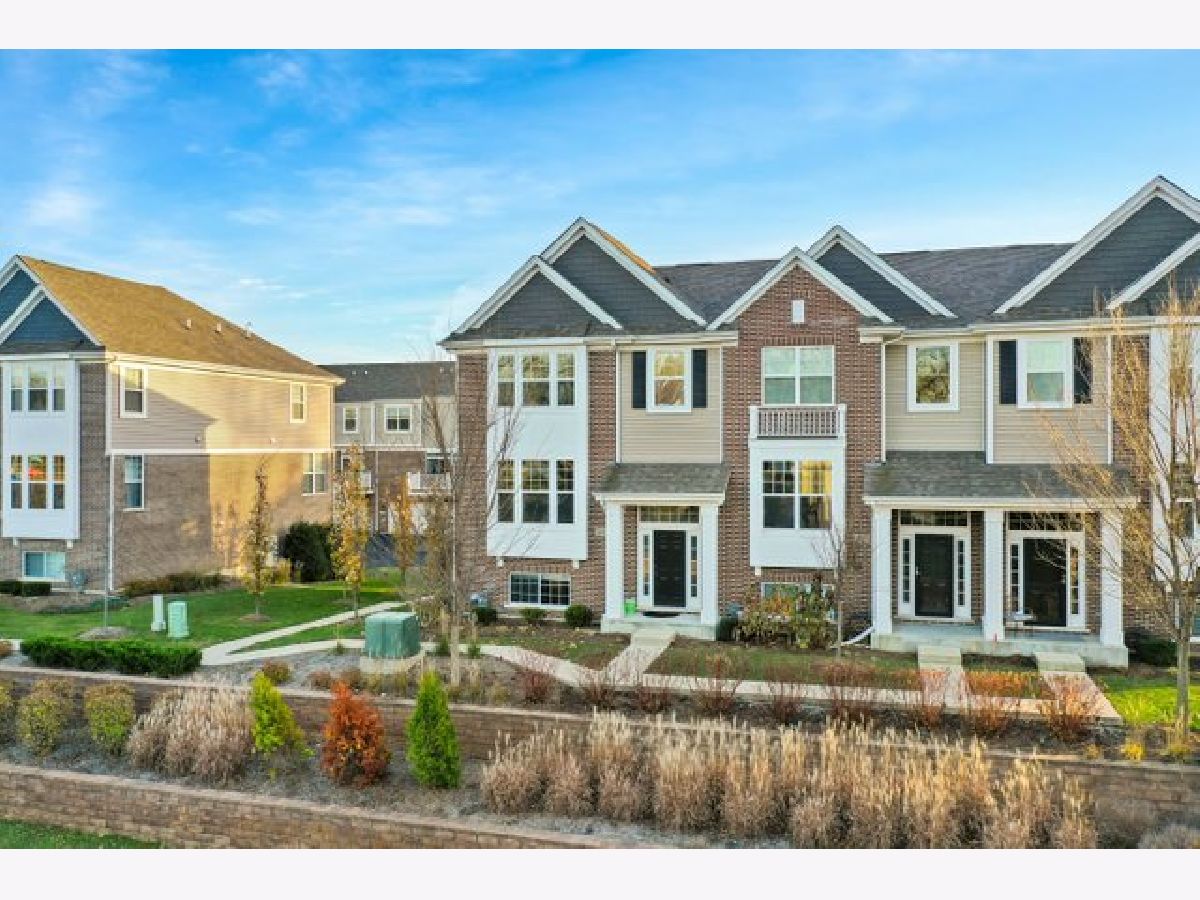 Townhomes Sold Bauer Place Naperville Illinois, 1461 Charles