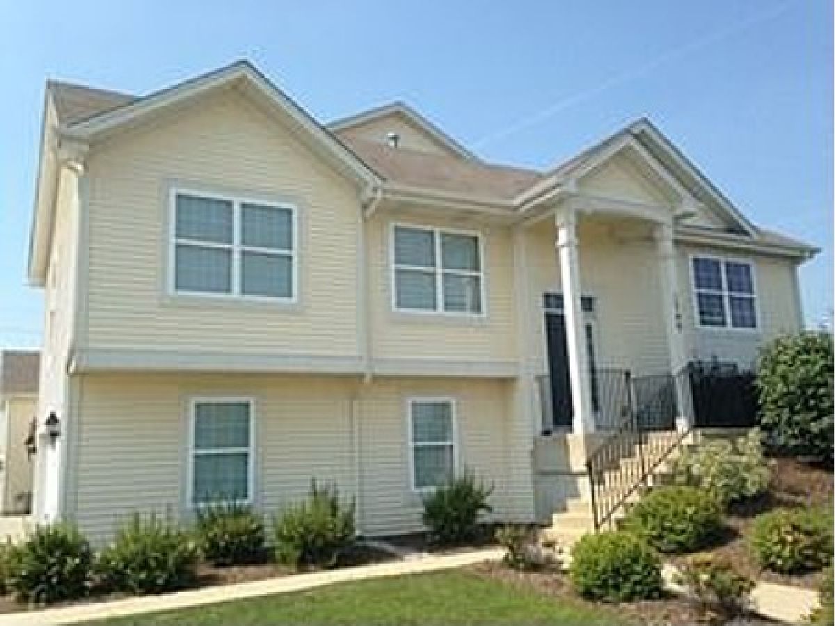 Townhomes Rented Timber Glenn Yorkville Illinois, 1389 Carolyn