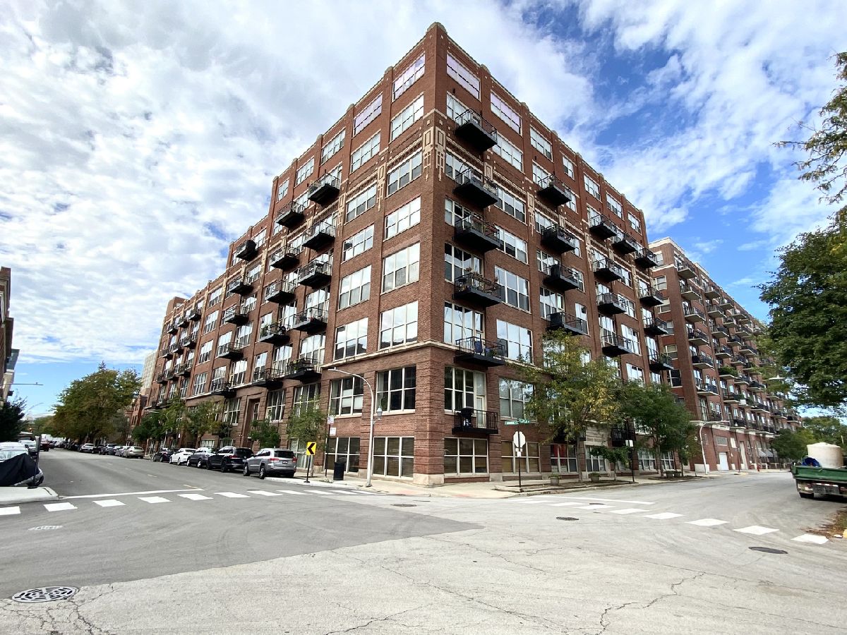 Condominiums Rented Park 1500 Lofts Chicago Illinois, 1500 Monroe