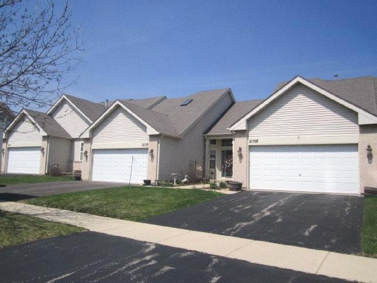 Townhomes & Condos Rented Heartlands Naperville Illinois