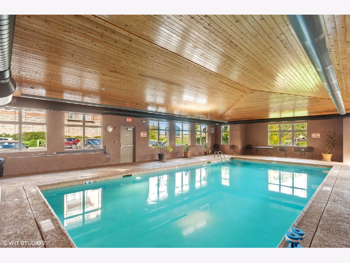 40 Prairie Park Drive, Wheeling, Illinois 60090 MLS 11249428