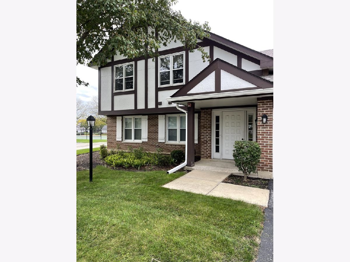 Condos & Townhomes Rented Manor Homes Of New Century Township Condo1 Vernon Hills Illinois, 205 Coventry