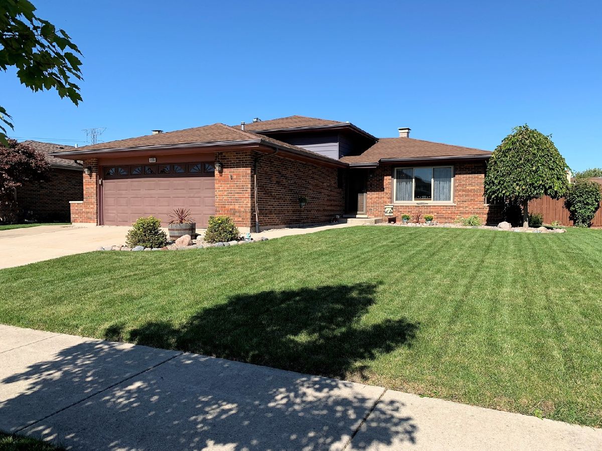 Homes Sold Tinley Meadows Tinley Park Illinois, 8106 Tudor