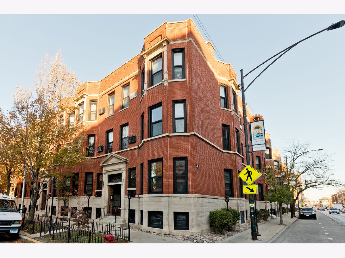 Condominiums Rented Gaslight Village Chicago Illinois, 800 George