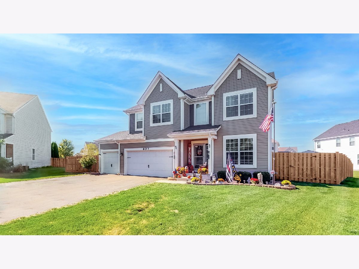 Homes Sold Kearney Glen Joliet Illinois, 807 Branden