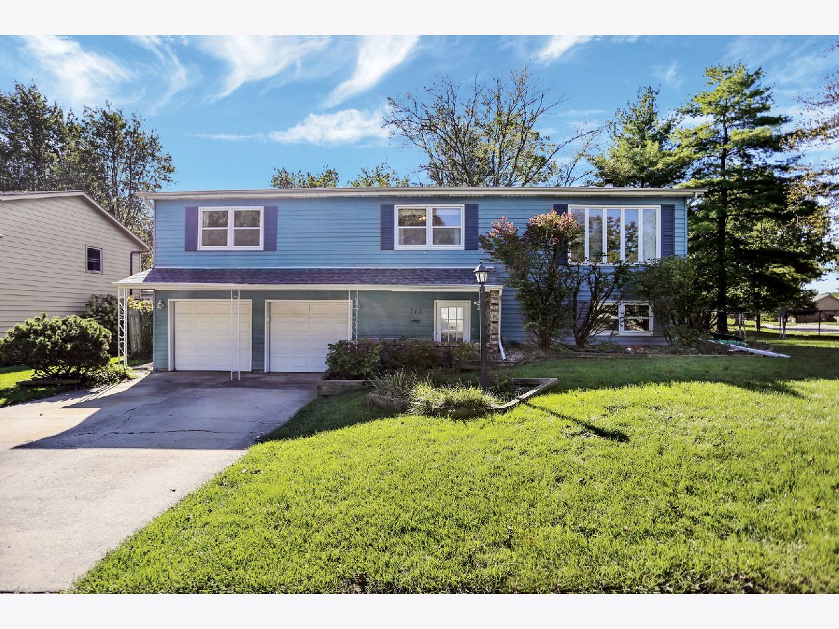 Homes & Condos & Townhomes Sold Aryshire Champaign Illinois, 719 Ashton