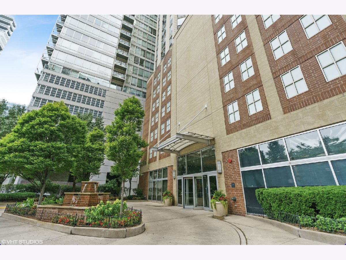Condominiums Sold Admirals Pointe Chicago Illinois, 645 Kingsbury