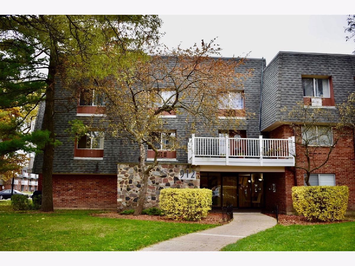 Condominiums Rented The Terrace Of Elk Grove Village Elk Grove Village Illinois, 912 Ridge
