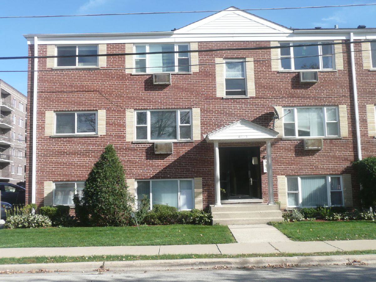 Condominiums Sold Perry-laurel Des Plaines Illinois, 471 Laurel