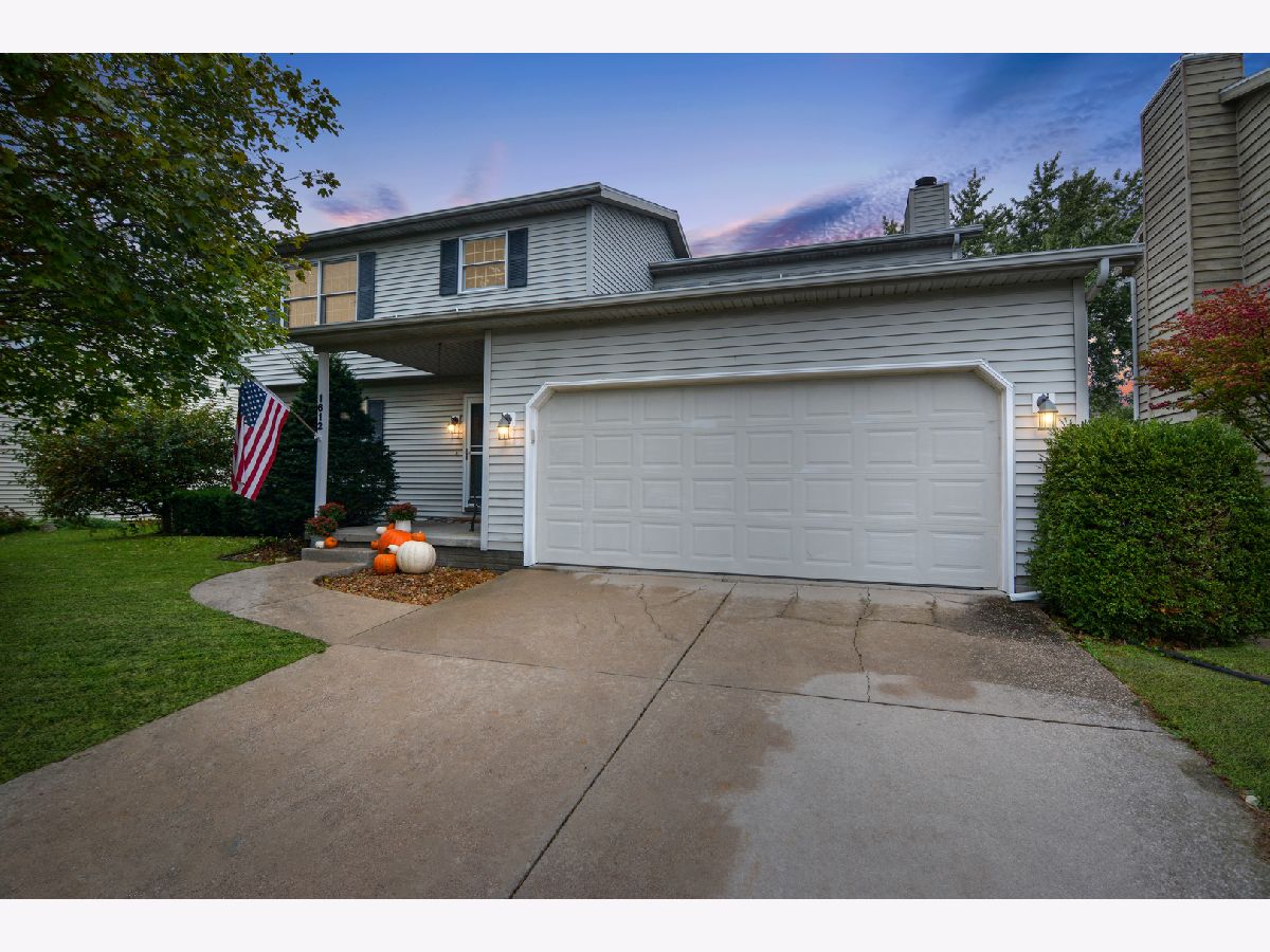 Homes & Condos & Townhomes Sold Park Place Normal Illinois, 1612 Fairfield