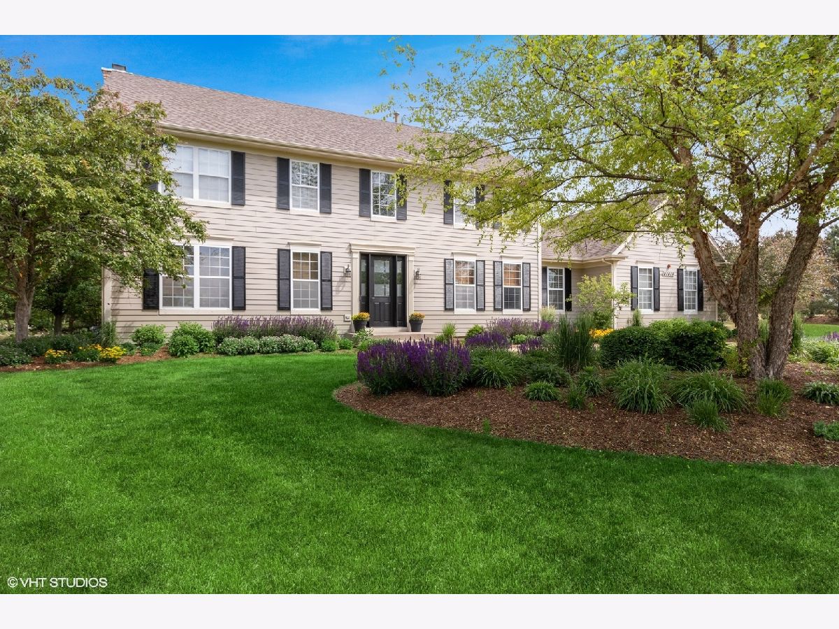 Homes Sold Savannah Lake Barrington Illinois, 27876 Savannah