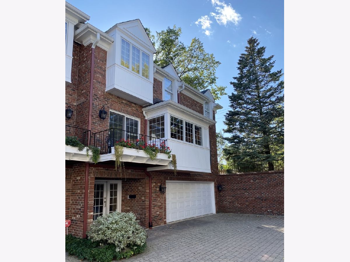 Townhomes Sold Courtyards Of Hinsdale Hinsdale Illinois, 12 Clay