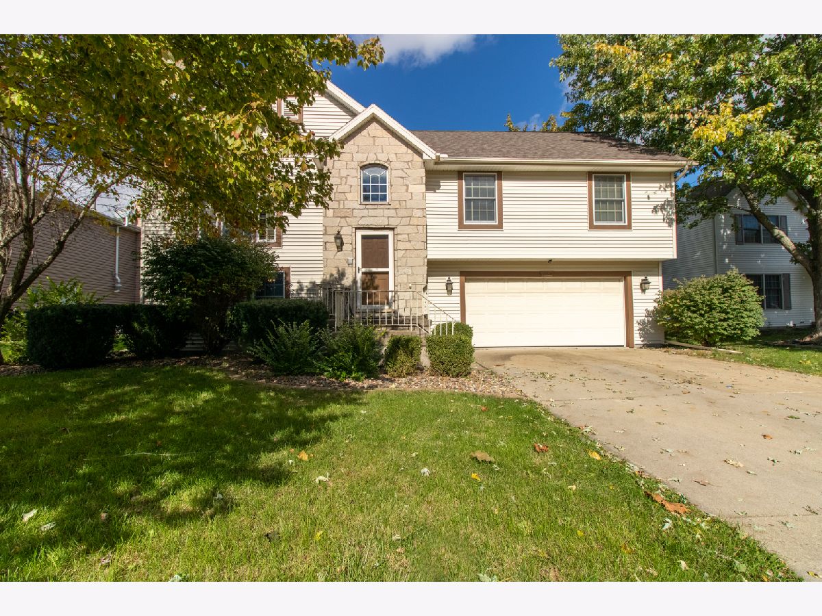 Condos & Townhomes & Homes Sold Towanda Park Place Normal Illinois, 1504 Courtland