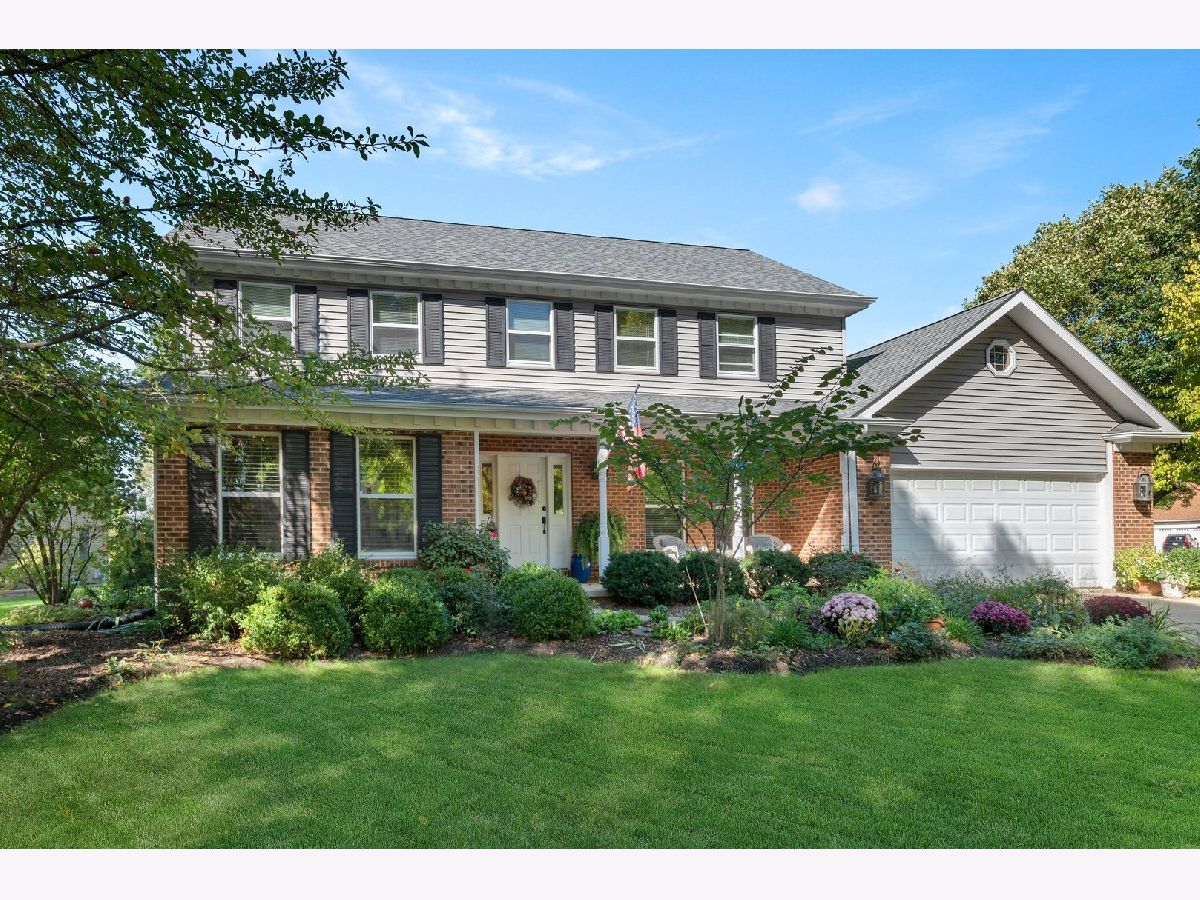 Homes Sold Buttonwood Naperville Illinois, 1207 Teakwood